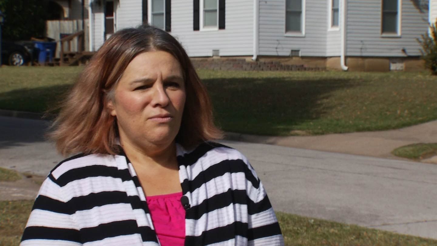 Tulsa Woman Says She Encountered Masked Man With Butcher Knife On Porch