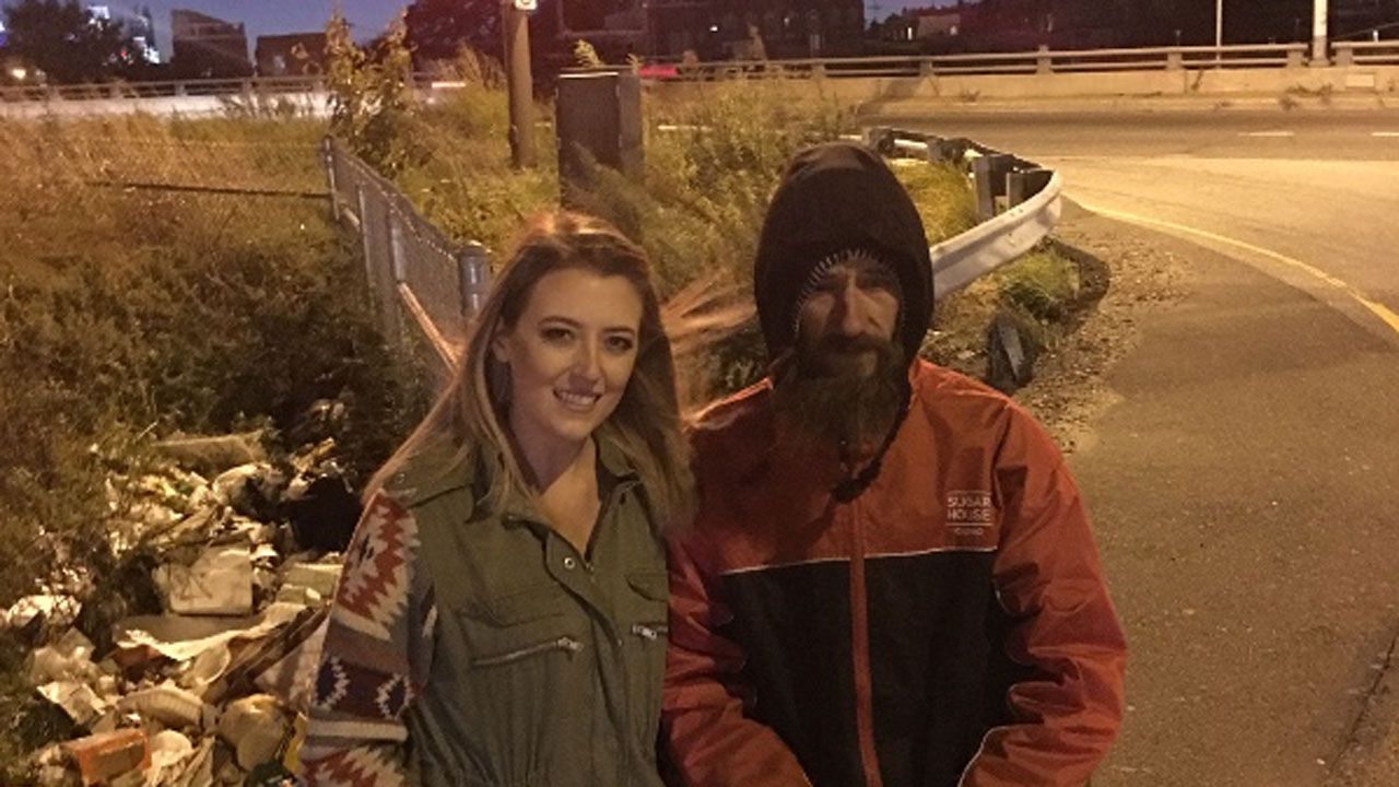 Woman Raises More Than $300K For Homeless Man Who Gave Her $20 For Gas