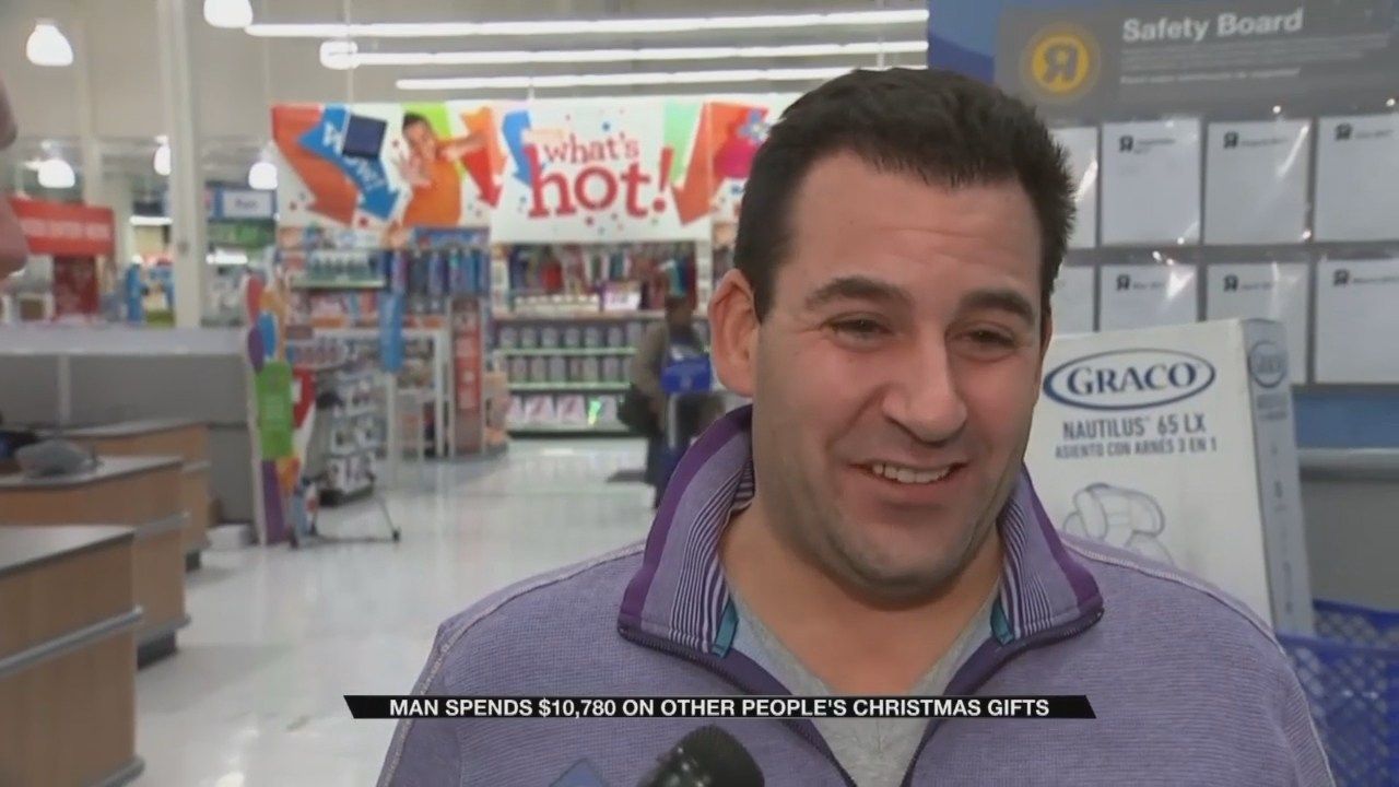 New Jersey Man Pays For Over $10,000 In Strangers' Layaway Bills