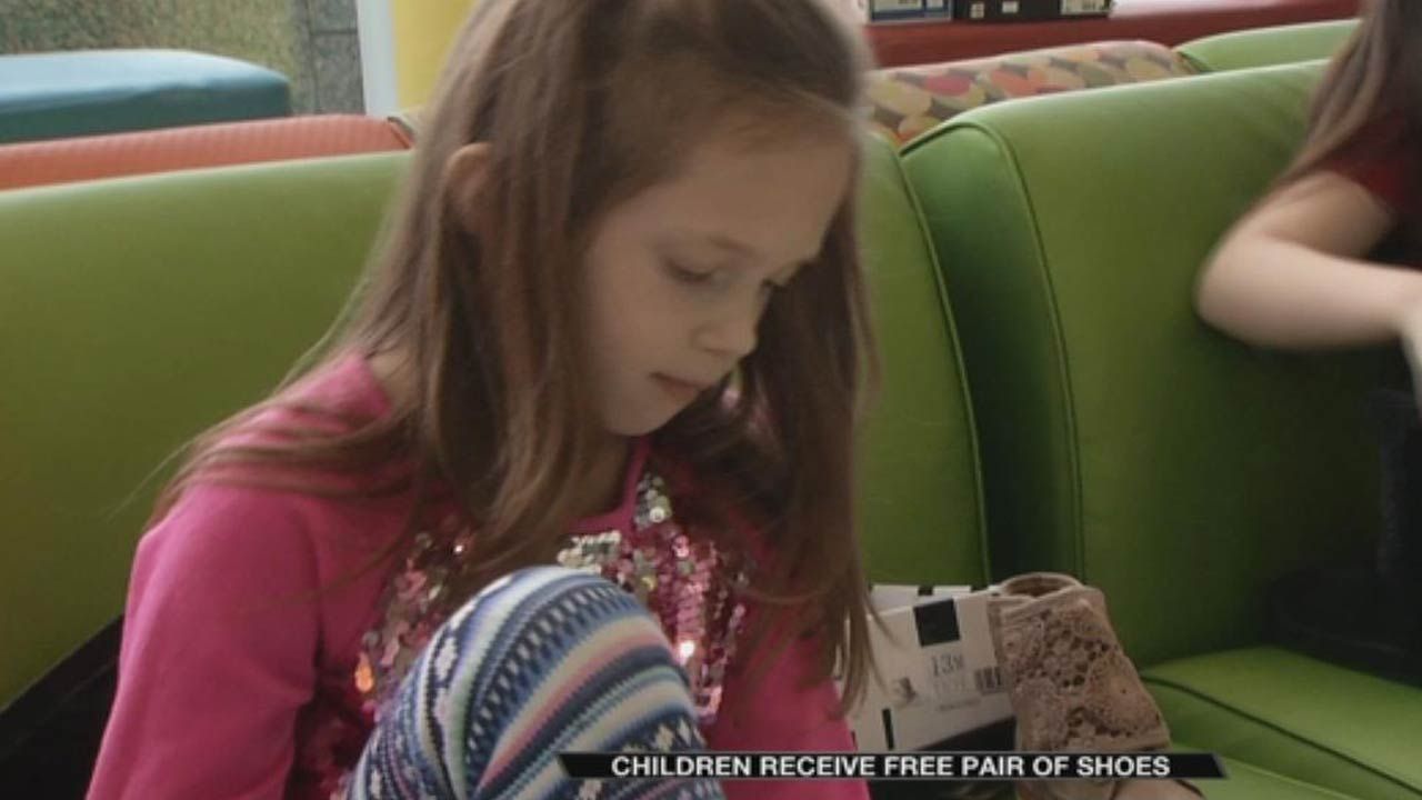 Christmas Comes Early For Pediatric Patients At St. Francis