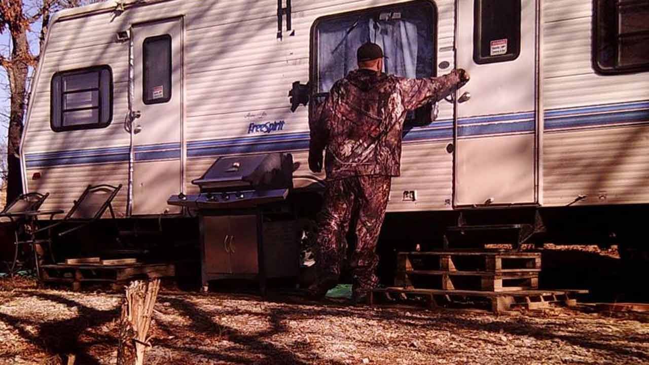 Osage County Deputies Look For Man They Say Broke Into Trailer