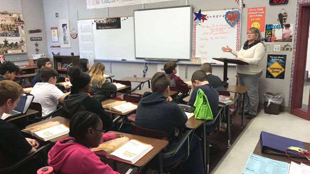 Oklahoma Lawmakers Working On New Plan For Teacher Raises