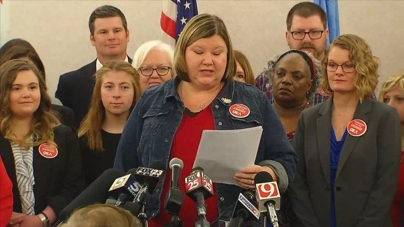 OEA Unveils $905.7 Million Plan To Avoid Teacher Walkout