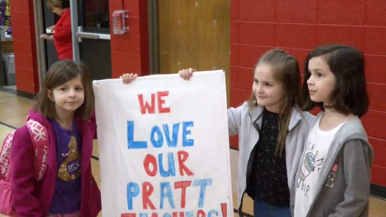 Rally For Teachers: Sand Springs Families Show Their Support