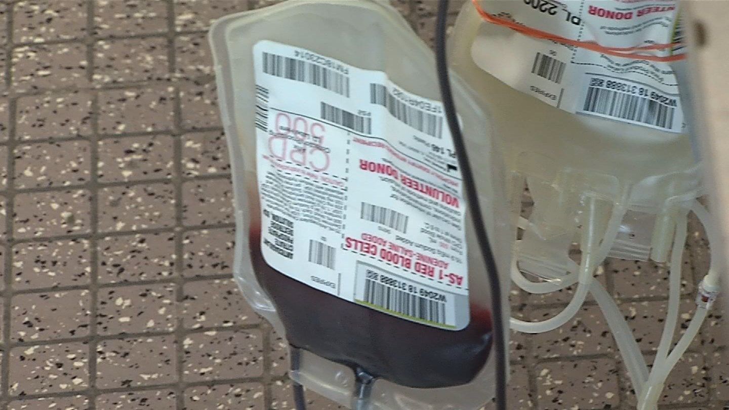 First Responders Compete In "Battle Of The Badges" Blood Drive In Sapulpa