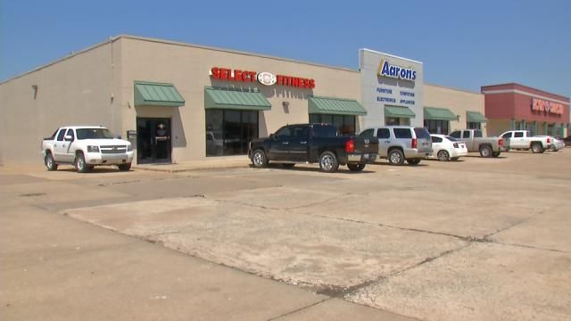 Hidden Cameras Found In Okmulgee Gym's Tanning Rooms