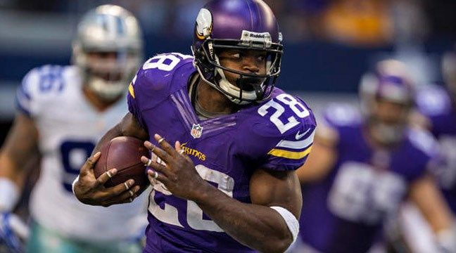 Adrian Peterson Returns To Practice After Child Abuse Charges