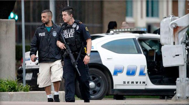 Police Sniper Shoots Suspect In Attack On Dallas Cops - News On 6