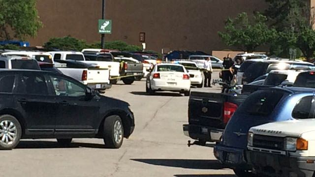 Man Found Shot In Woodland Hills Mall Parking Lot