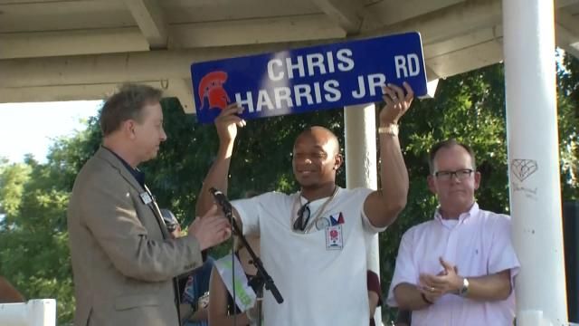 Bixby Native, NFL Player Honored By Hometown