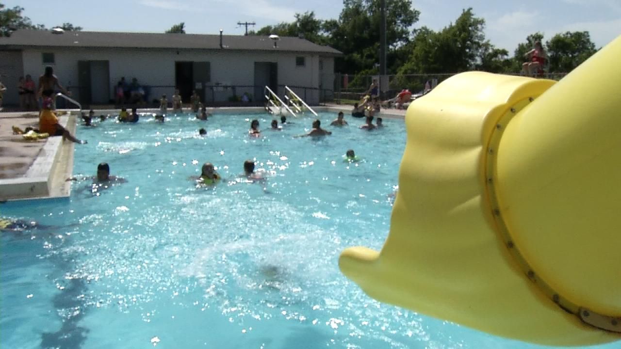 Tulsans Cool Off As Summer Heat Begins To Hit
