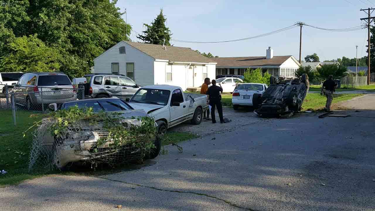 Tulsa Police Say 'Rolling Domestic' Ends In Crash, Property Damage