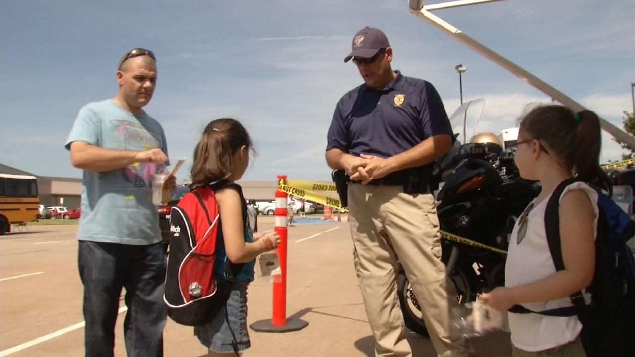 Broken Arrow Students Get In The Back-To-School Spirit