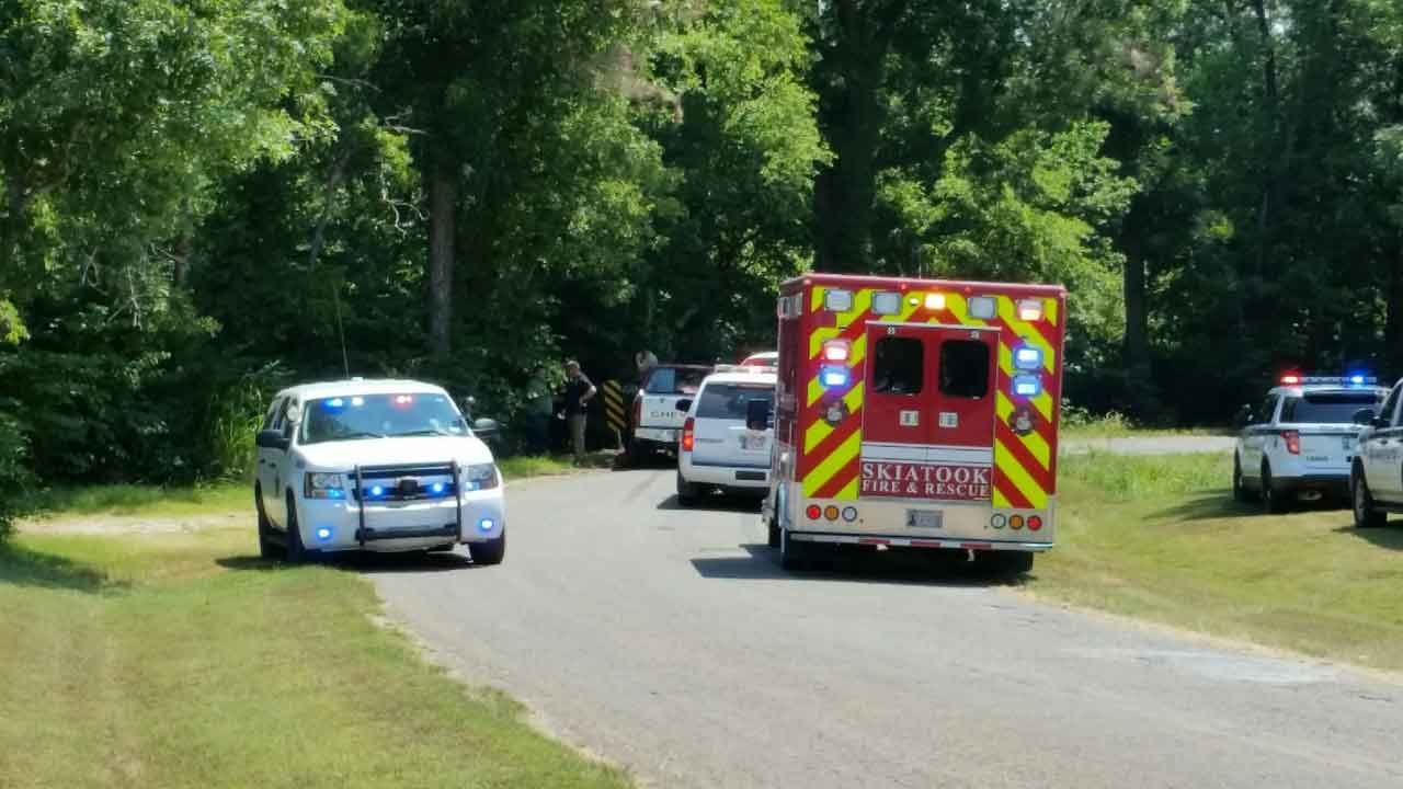 2 Missing After Sperry Pursuit Ends In Crash