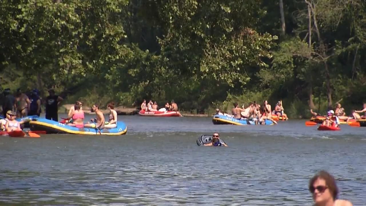 Locals Push For Stricter Alcohol-Related Rules On Illinois River