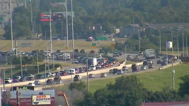 Emergency Repairs Close Lane Of Highway 169 In Tulsa