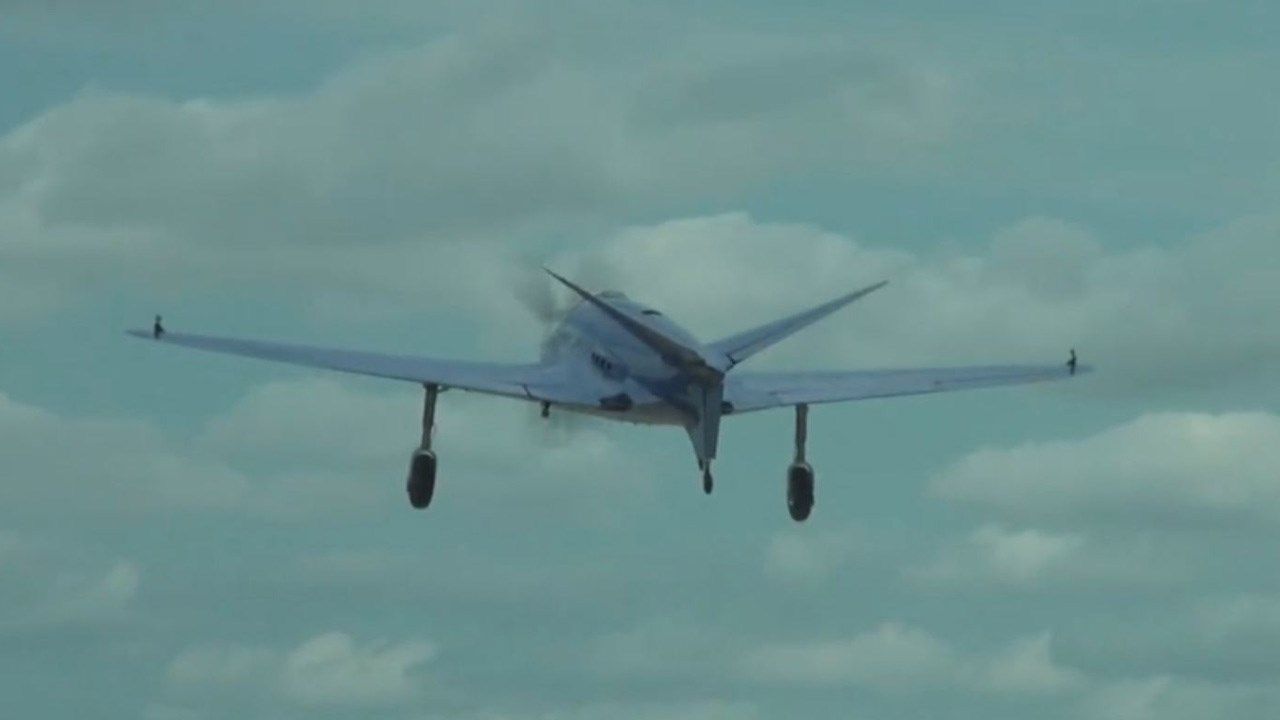 Tulsa-Built 'Bugatti 100p' Replica Makes First Flight