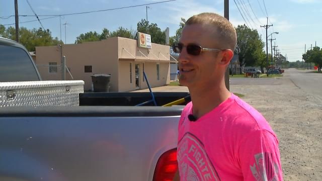 MMA Fighter Helps Capture Craig County Escapee