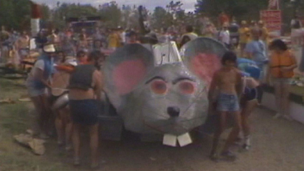 Great Raft Race 2015 Getting Ready To Launch