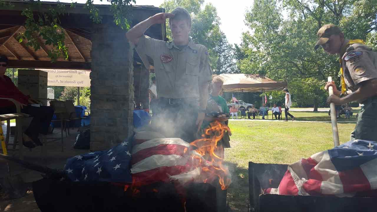 Oklahoma Eagle Scout Project Properly Disposes Of Old Glory