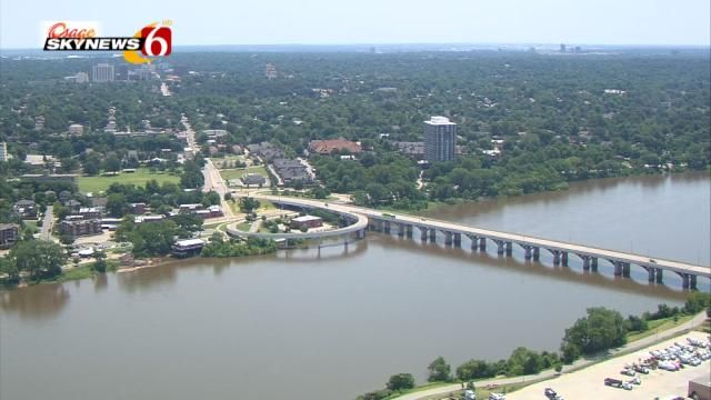 Tulsa Councilors Propose Pause On Riverside Construction