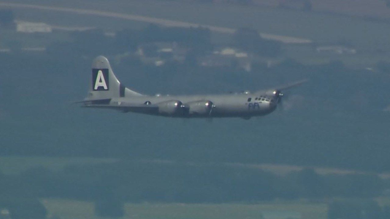 Boeing B-29 Does Flyby Near Downtown Tulsa