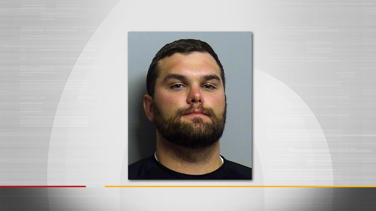 Man Arrested For DUI, Driving Wrong Way On Tulsa Highway