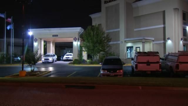 Tulsa Hotel Clerk Robbed