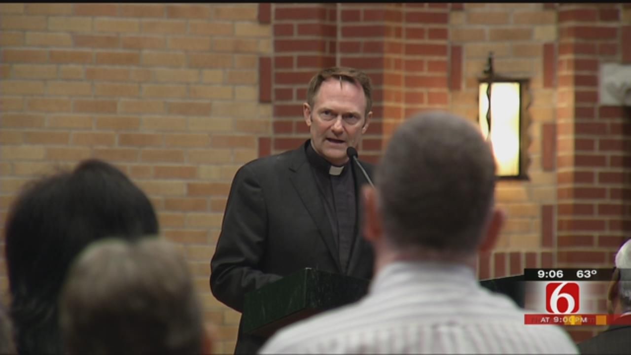 Tulsans Come Together For Annual Inter-Denominational Worship