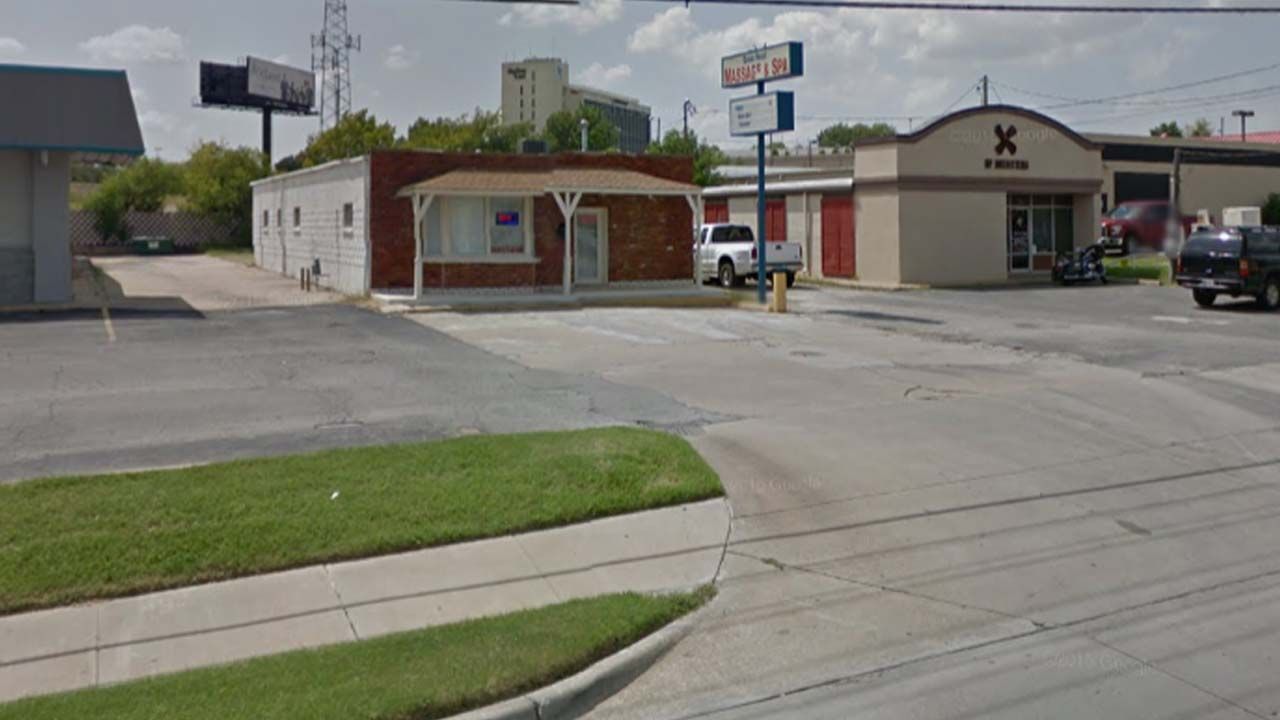 Tulsa Police Bust Alleged Prostitute At Massage Parlor