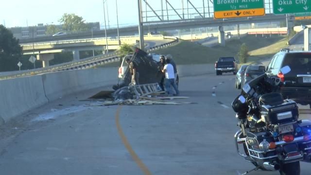 Loose Trailer Causes Traffic Snarl At IDL In Downtown Tulsa