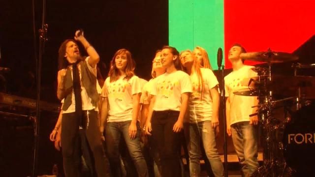 Bristow Choir Students Rock BOK Center With Foreigner