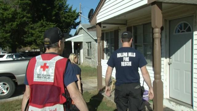 Catoosa-Area Firefighters Replace Smoke Detectors For Free