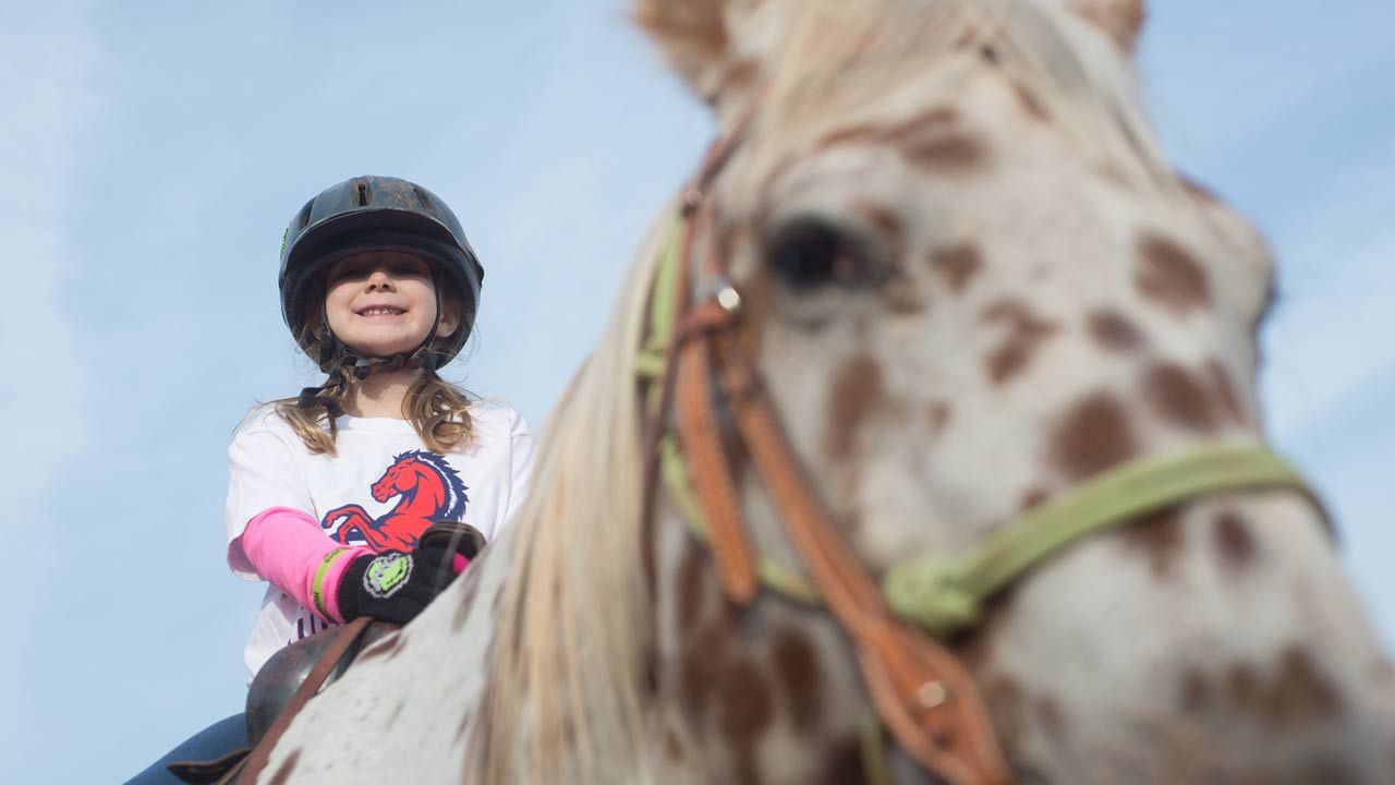 Oklahoma Kids Benefit From Horseback Heroes Event