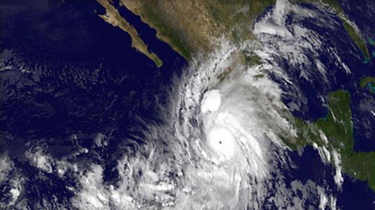 Category 5 Hurricane Patricia Nears Mexico's Pacific Coast