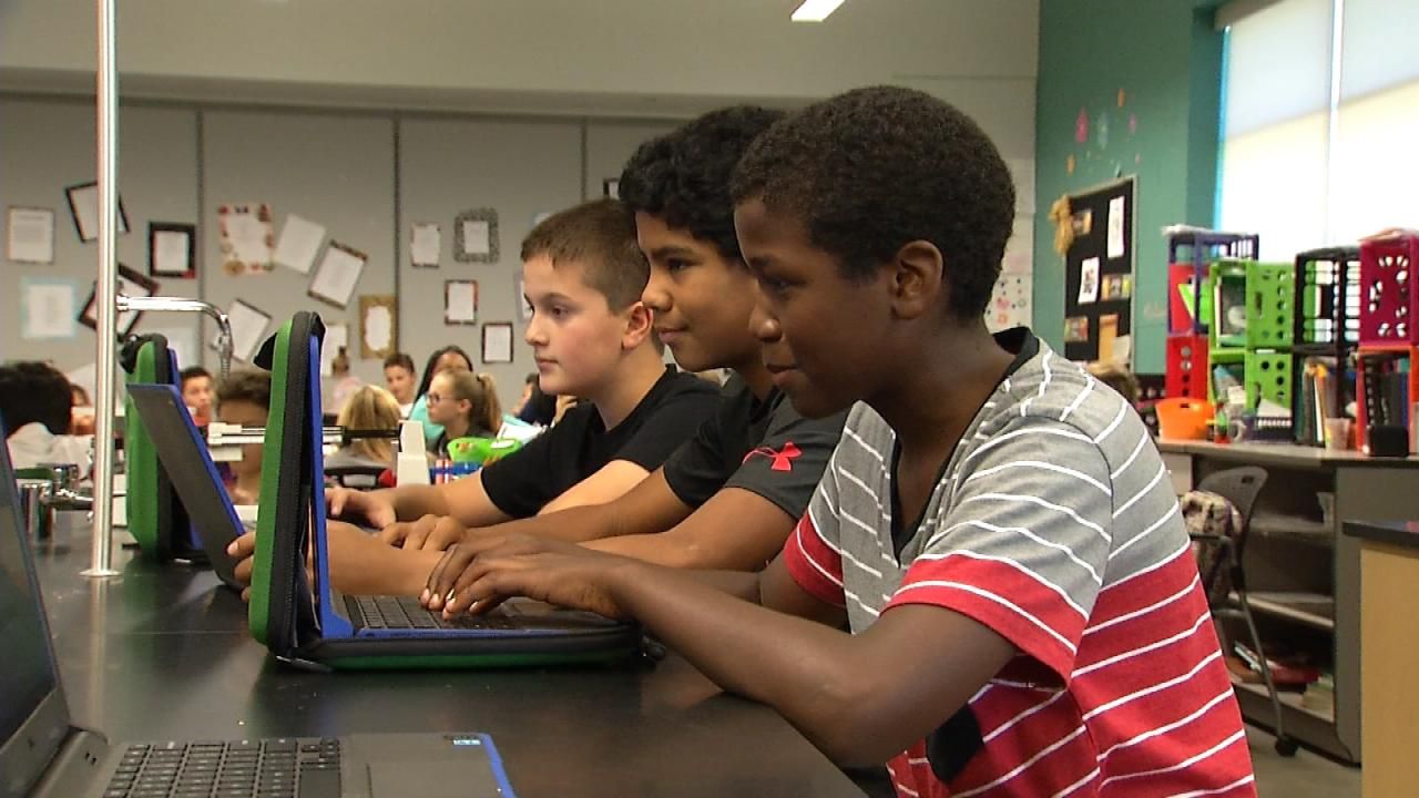 Muskogee Students Learn Coding, Robotics After School