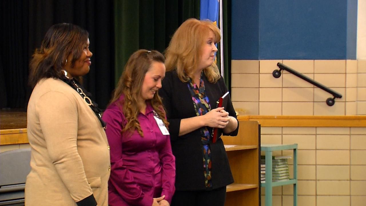 Tulsa Teacher Honored By PSO For Teaching Energy Conservation