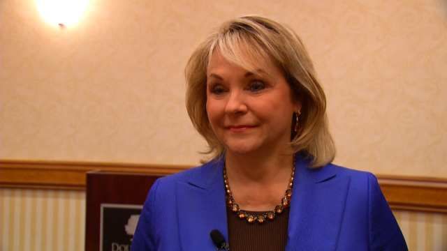 Governor Calls For Obama Administration To Suspend Accepting Syrian Refugees