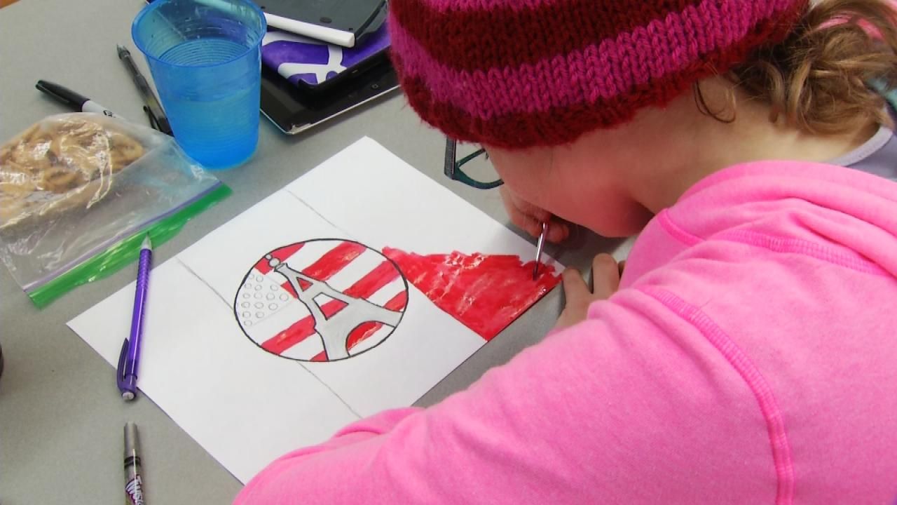 Tulsa Students Send Love Through Paper To French Pen Pals