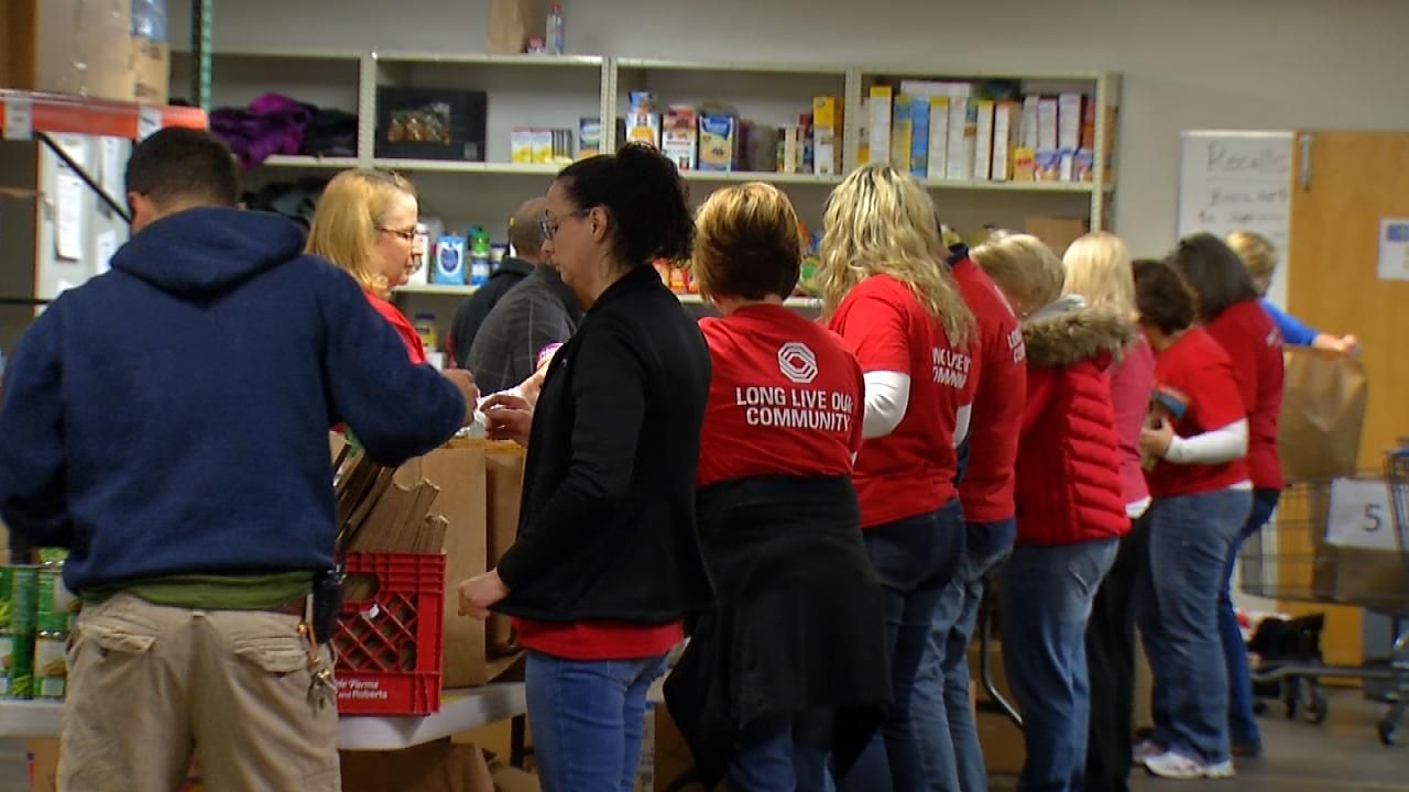 Tulsa Mission Makes Thanksgiving Brighter For Families In Need