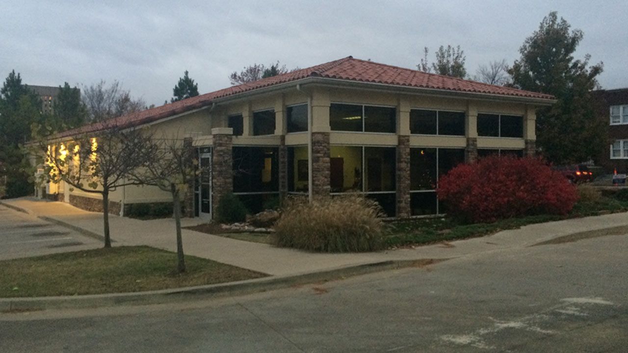 Woman Leaves Newborn Baby At Tulsa Clinic