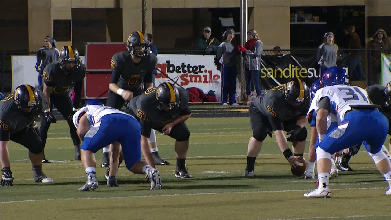 Social Scene: 6A-II Title Game