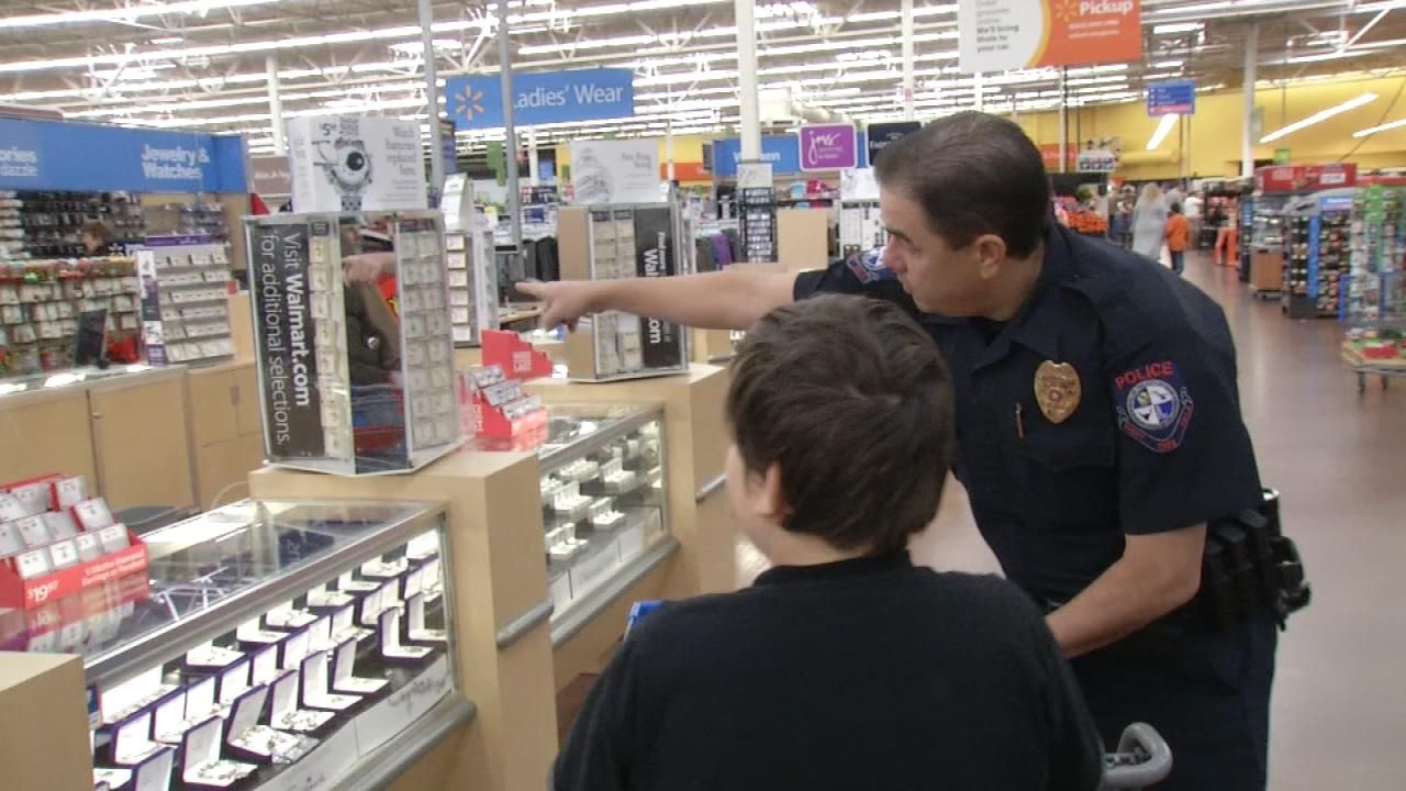 Bixby Kids, Cops Team Up For Christmas Shopping