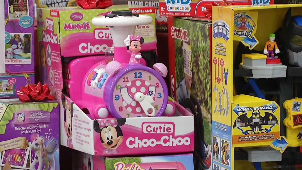 Secret Santa Brings Holiday Cheer To Many Oklahoma Families