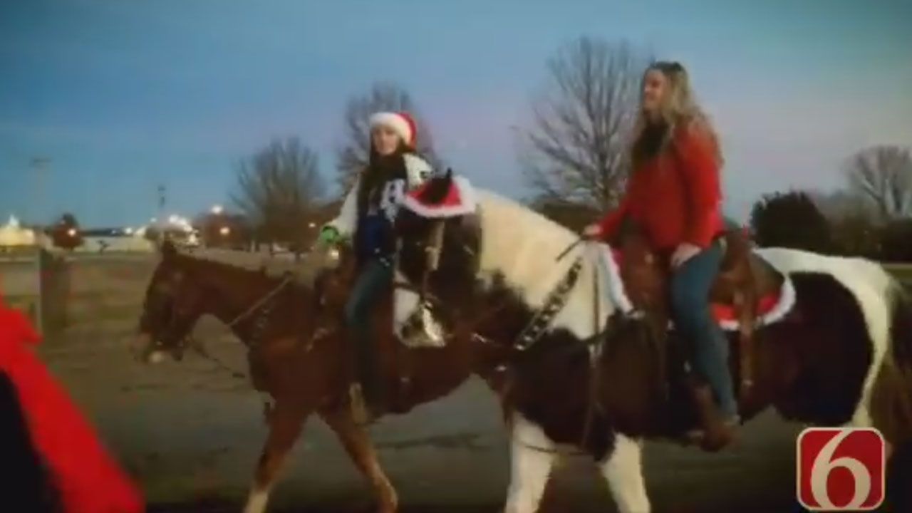Haskell Celebrates With Hometown Christmas Parade