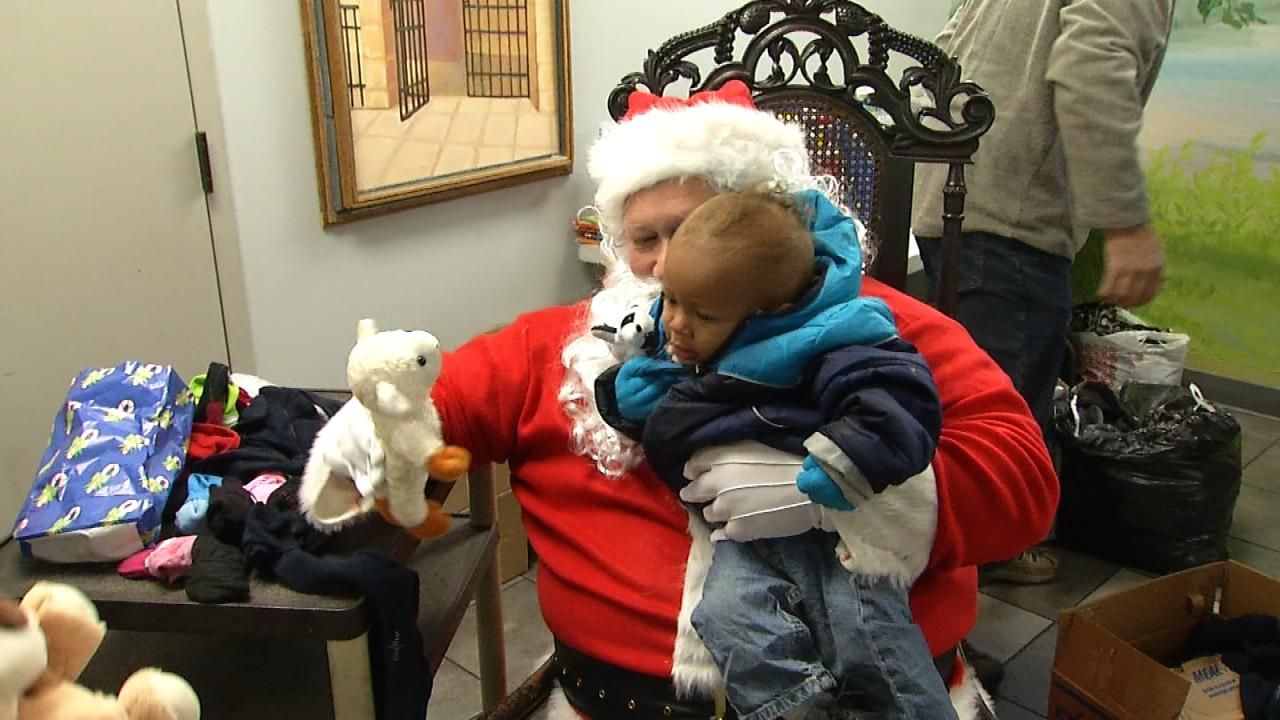 Santa Spreads Holiday Cheer at Local Soup Kitchen
