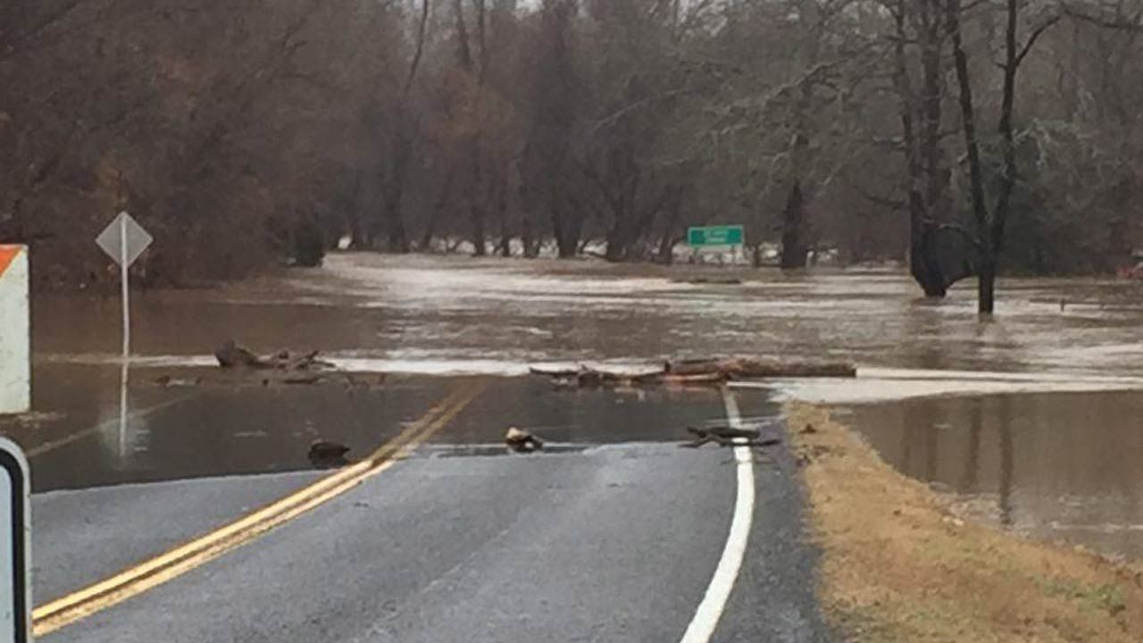 Illinois River Crests At All Gages, Scenic Rivers Commission Says