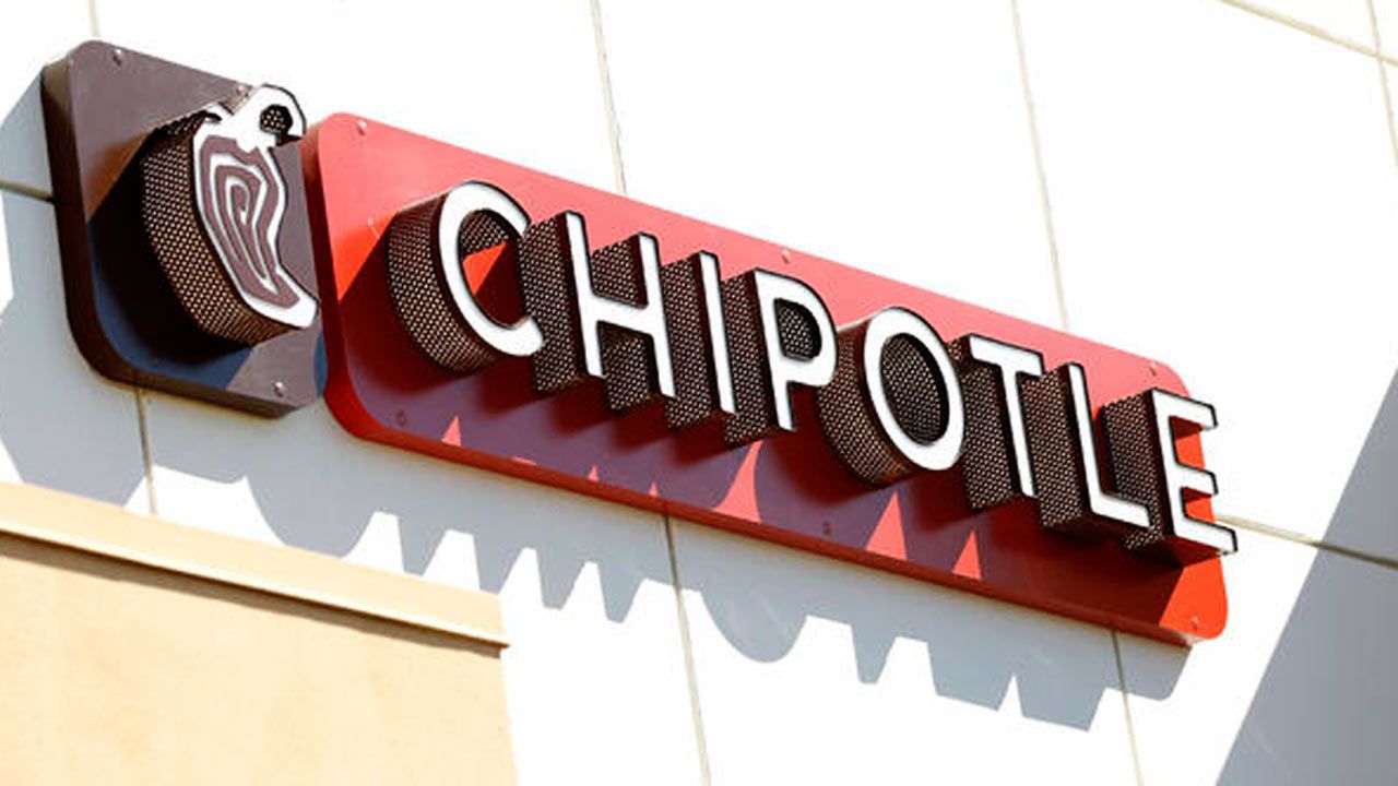 Chipotle Faces Criminal Probe Over Norovirus Outbreak
