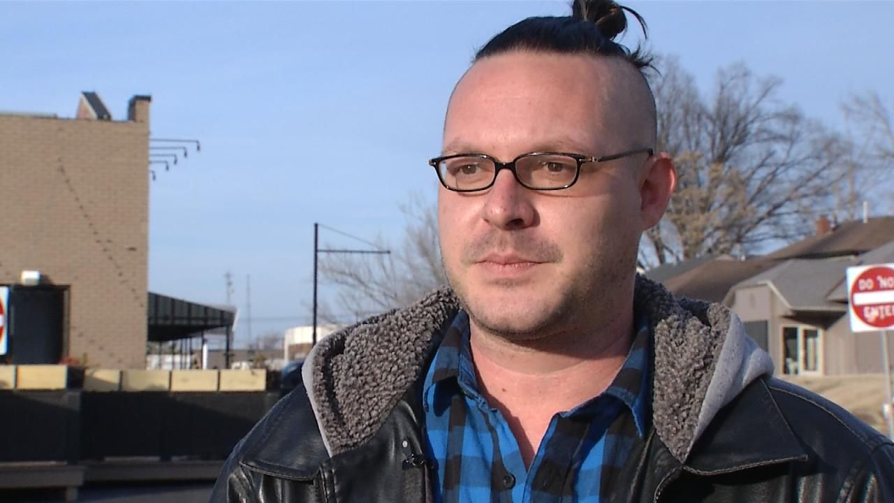 Tulsa Man Claims He Was Put On Hold During 911 Call