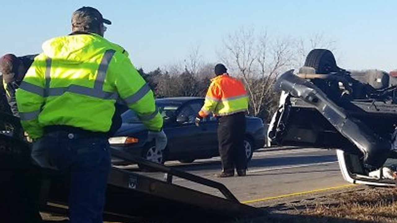 One Hurt In Pawnee County Rollover Wreck